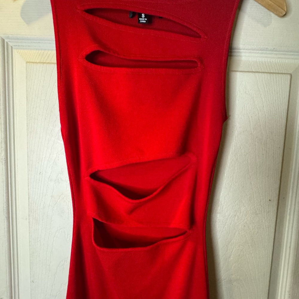 Hera Collection Red Midi Bodycon Dress - Sexy Front Cut-Outs - Size S - Picture 11 of 11